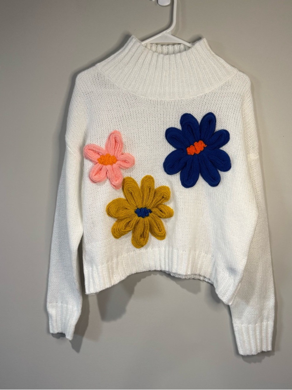 SHEIN Women's White Floral Applique Sweater Mock Neck Chunky Knit Cropped Size M